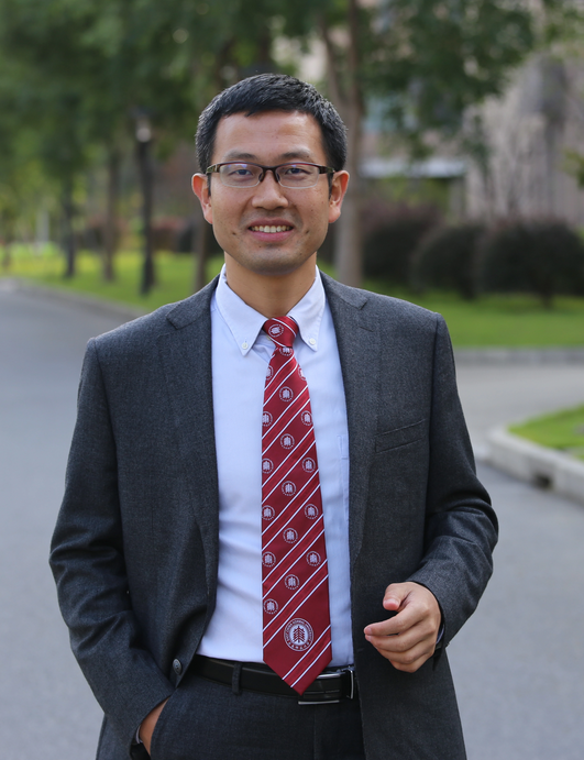 欧冠官方网站创新论坛第一千一百零四讲：新世纪全球创新网络的空间演化机理