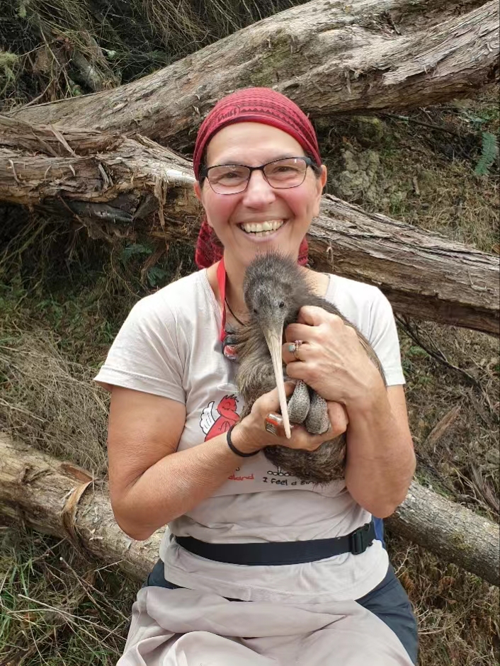 欧冠官方网站创新论坛第一千五百七十八讲：The most un-bird bird in the world: Discovering North Island Brown Kiwi
