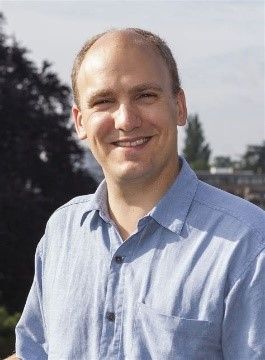 欧冠官方网站创新论坛第一千六百六十四讲：Molecules in metal boxes   