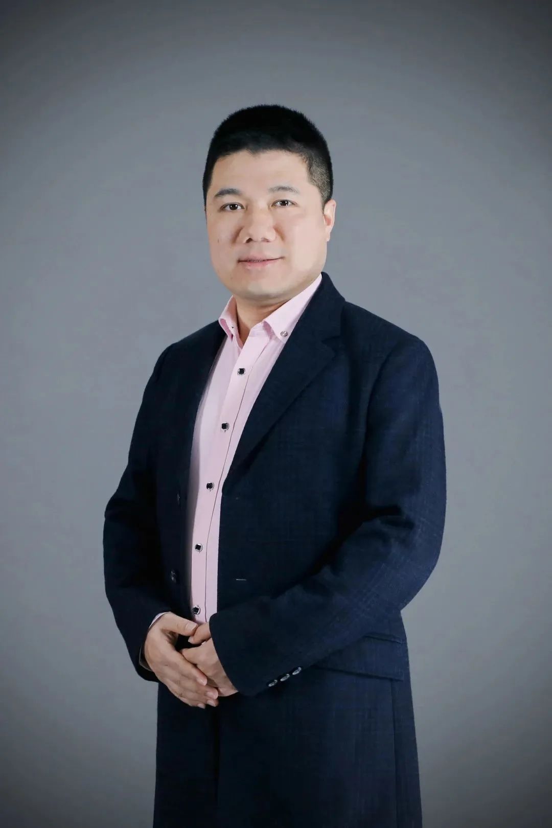 欧冠官方网站创新论坛第一千四百九十六讲：低维量子材料多尺度理论设计与调控