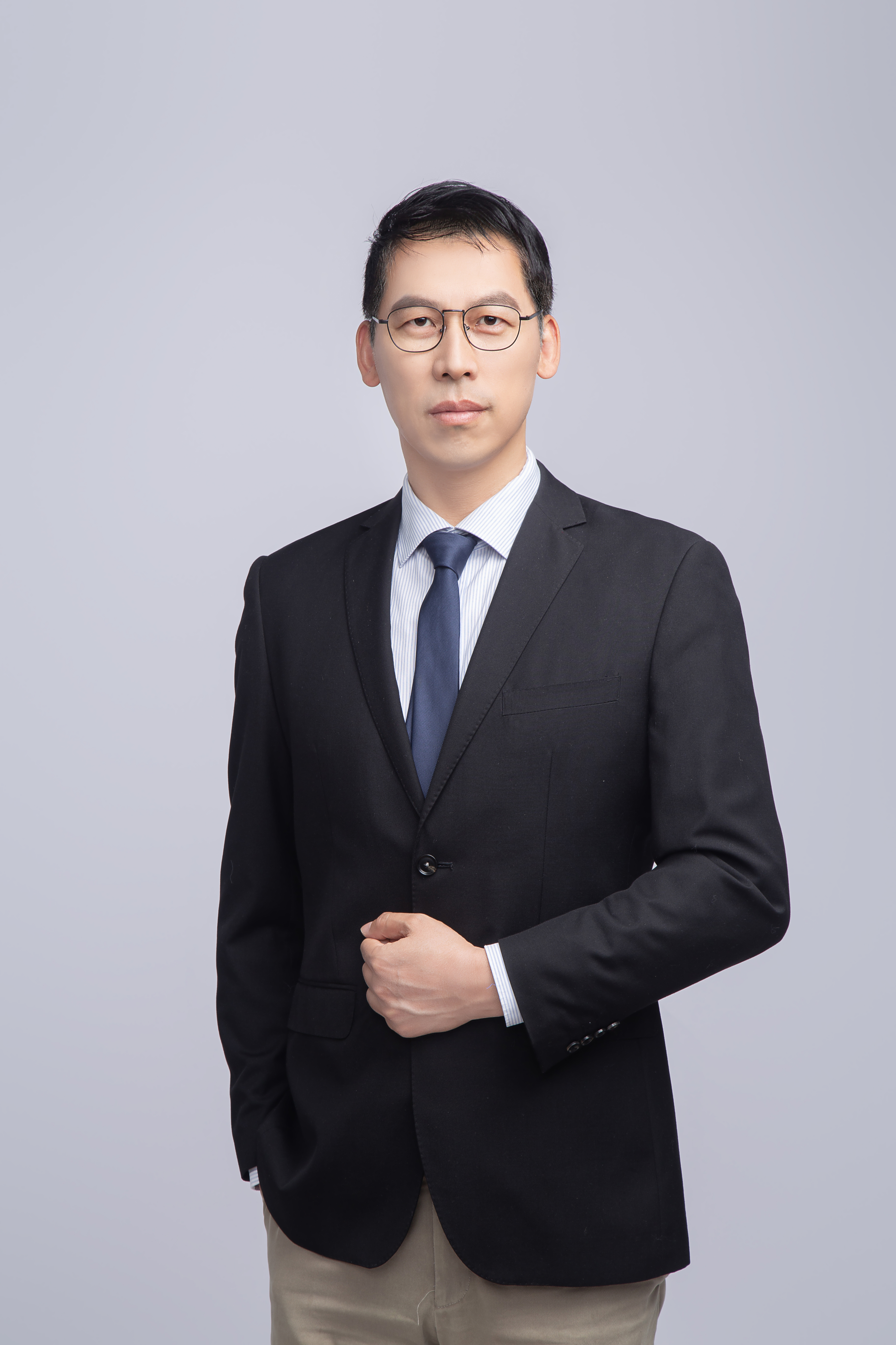 欧冠官方网站创新论坛第一千二百四十三讲暨120周年校庆年系列活动：臭氧污染的生态环境效应：进展与展望