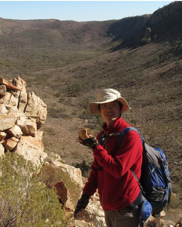 欧冠官方网站创新论坛第一千八百零三讲：草根动物的崛起：寒武纪大爆发与冠轮动物