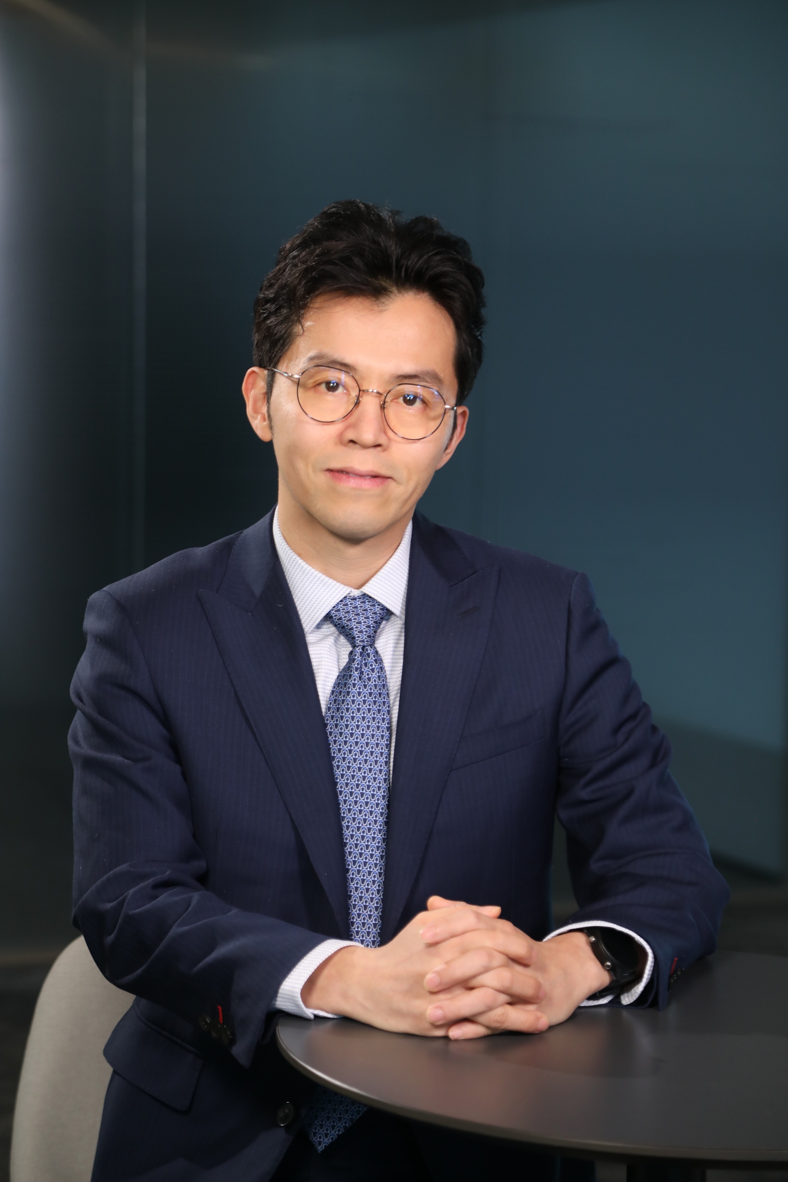 欧冠官方网站创新论坛第一千九百八十六讲：医疗多模态通专融合范式：基础模型驱动下的全场景诊疗革新