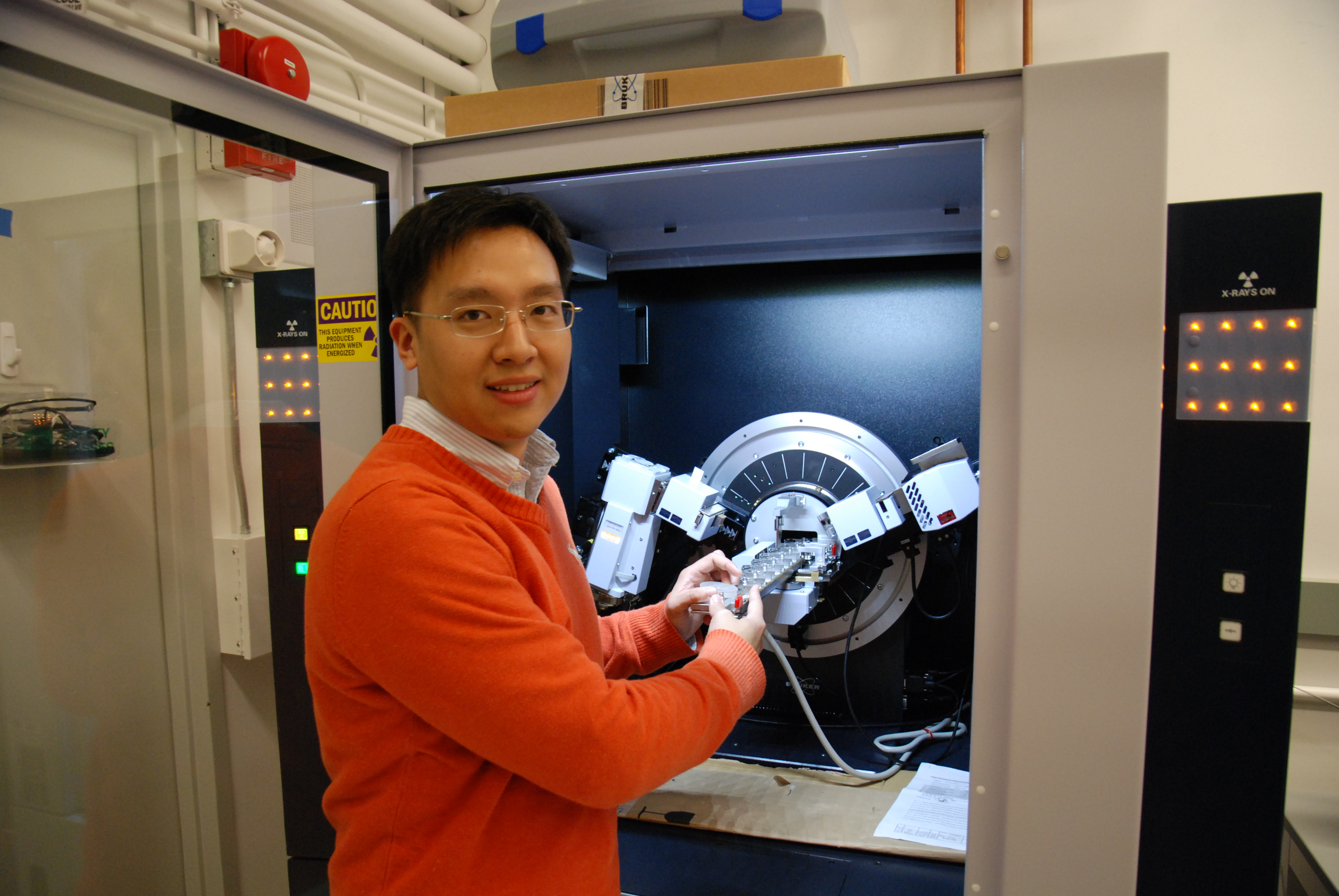 欧冠官方网站创新论坛第一千一百二十四讲：晶态孔材料与“碳中和”