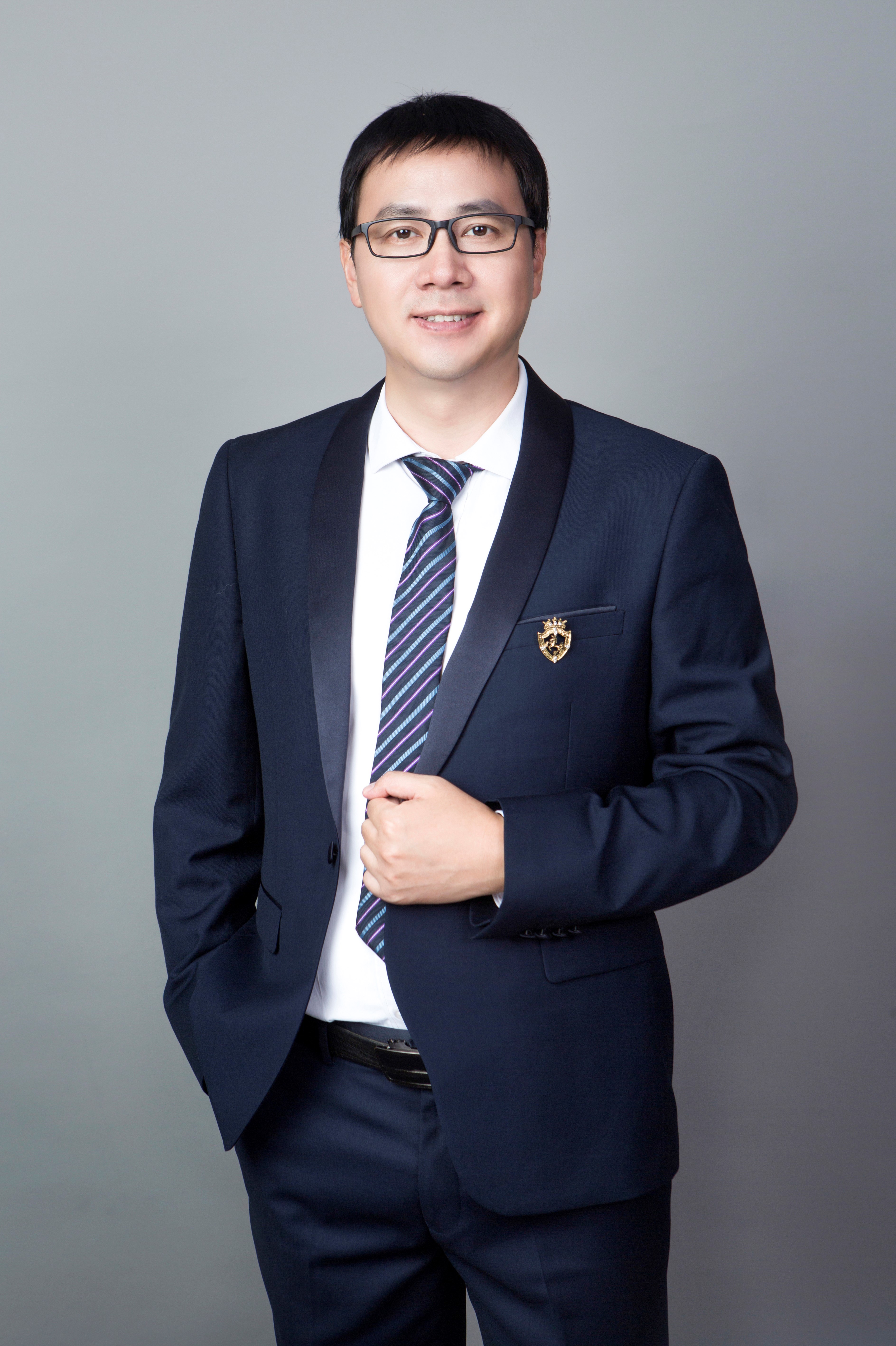 欧冠官方网站创新论坛第一千三百四十四讲：肿瘤微环境响应和调控材料