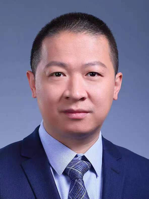 欧冠官方网站创新论坛第一千四百二十三讲：猎隼的高原之旅