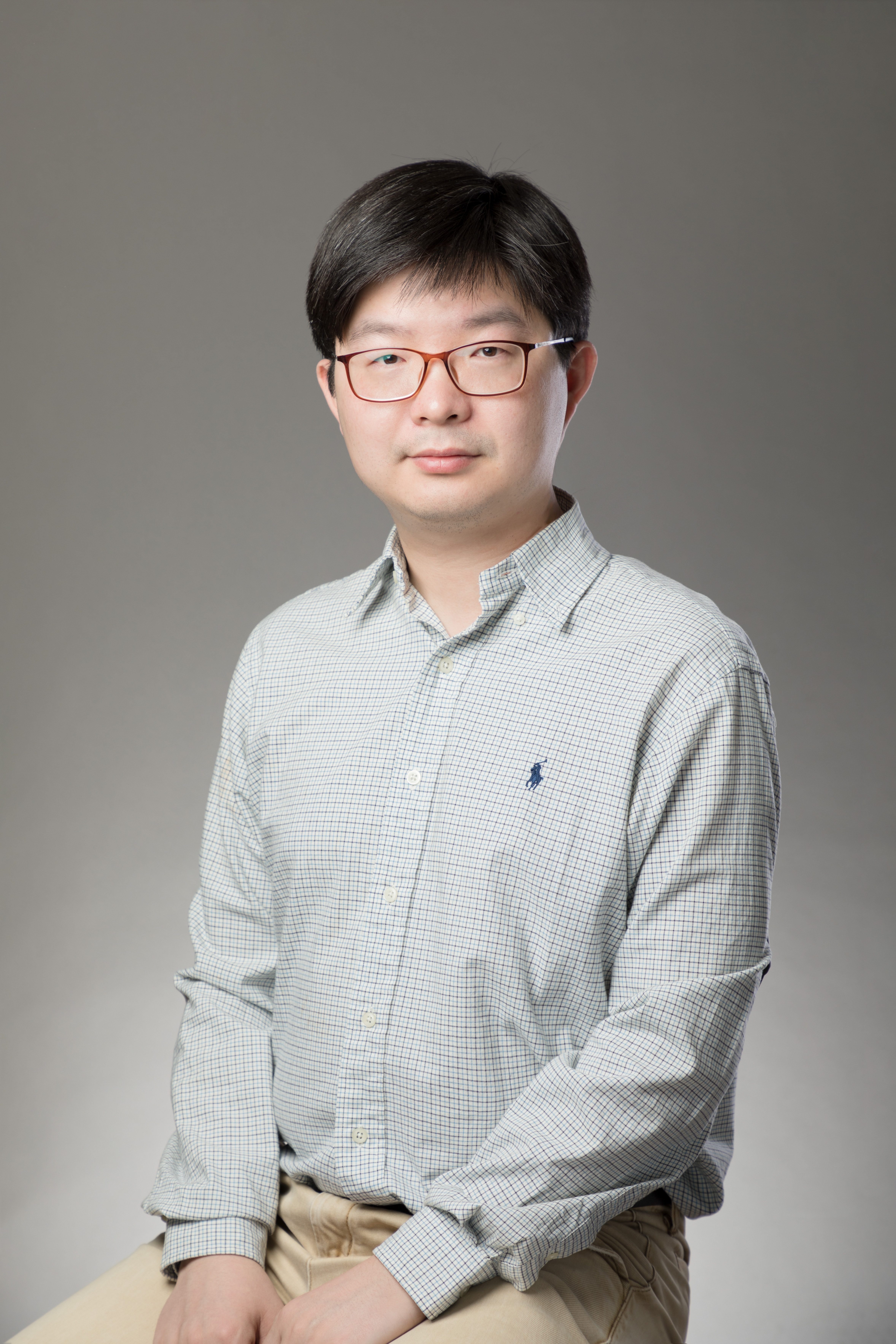 欧冠官方网站创新论坛第一千六百五十三讲：On the Painleve II hierarchy and  their applications